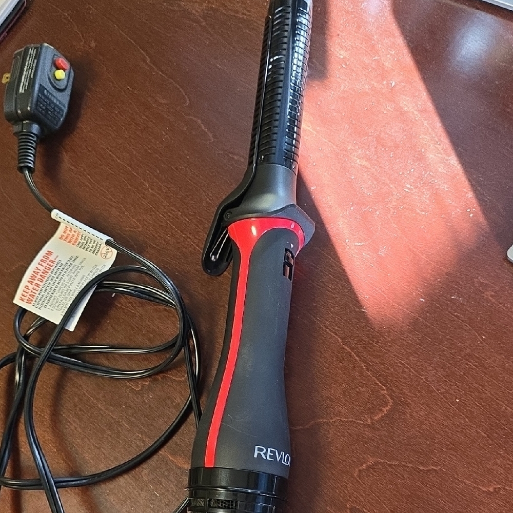 Revlon One-Step Blowout Curls